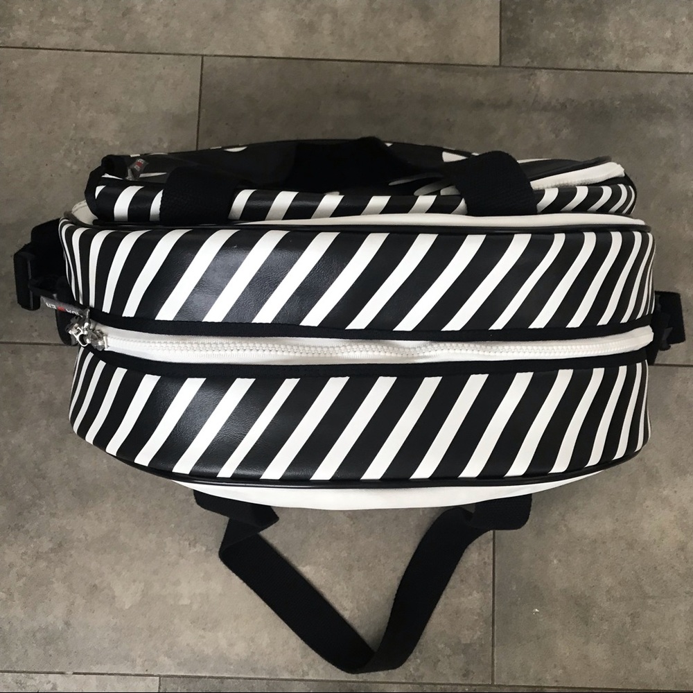 SOLD IDAWEN vegan leather black white tennis bag - Picture 5 of 8